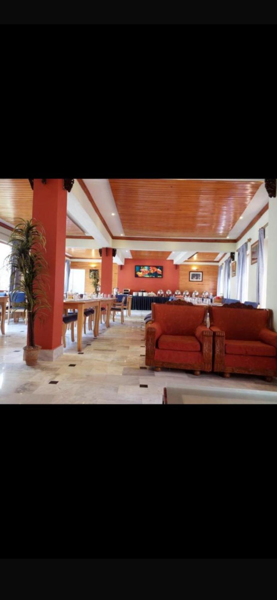 The Pangong Hotel Лех Екстериор снимка
